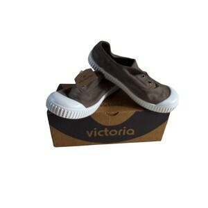 Nw‎ Victoria Kids Taupe Canvas SlipOn Sneakers 06627 Made Spain Size 32 EU/ 1 US